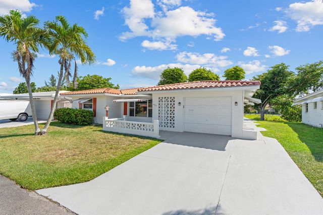 4915 NW 51st Avenue NW, Tamarac, FL 33319