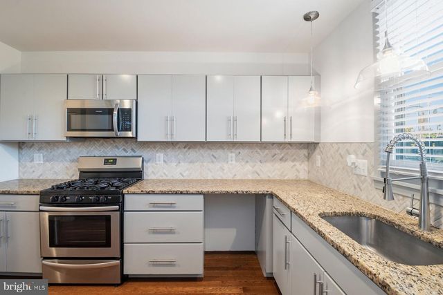 1232 N GAY ST, Baltimore, MD 21213