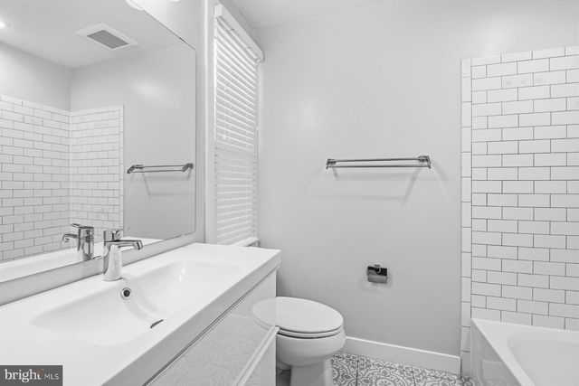 1232 N GAY ST, Baltimore, MD 21213