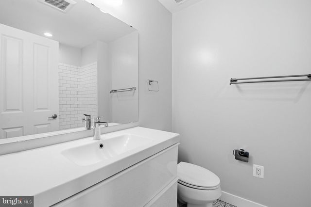 1232 N GAY ST, Baltimore, MD 21213