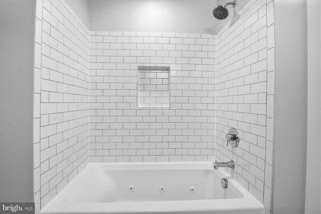 1232 N GAY ST, Baltimore, MD 21213