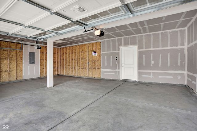 2720 Bo Street W, Plainfield, IN 46168