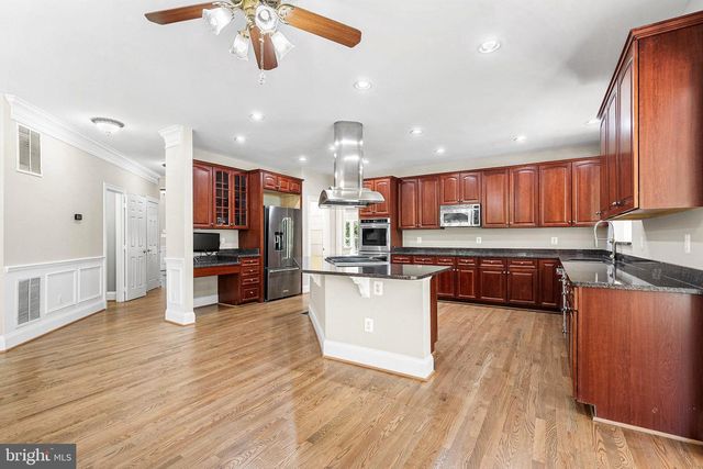 15280 RIDING CLUB DR, Haymarket, VA 20169