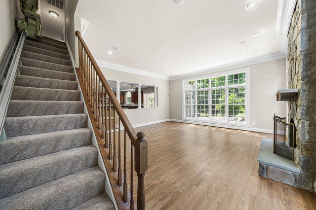 15280 RIDING CLUB DR, Haymarket, VA 20169