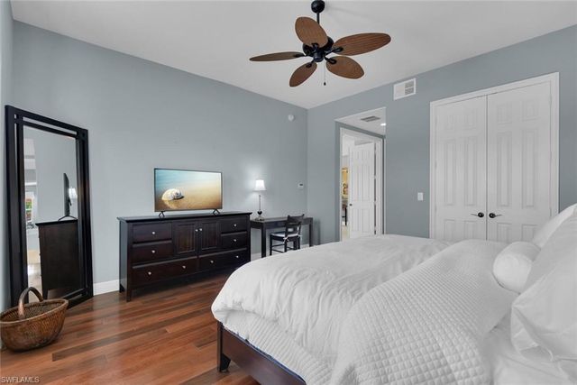 6413 Legacy CIR 1602, Naples, FL 34113