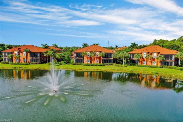 6413 Legacy CIR 1602, Naples, FL 34113