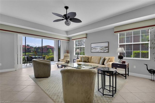 6413 Legacy CIR 1602, Naples, FL 34113