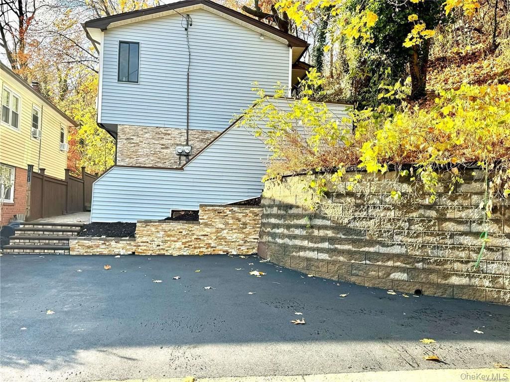 101 Firwood Road, Port Washington, NY 11050 — exterior
