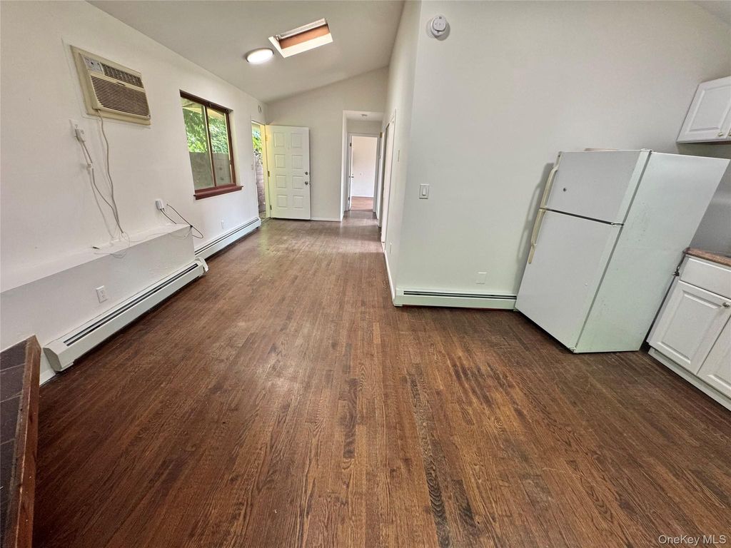 101 Firwood Road, Port Washington, NY 11050 — photo 5