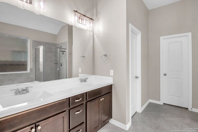 10423 Monicas Creek, Schertz, TX 78154