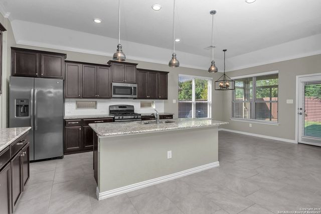 10423 Monicas Creek, Schertz, TX 78154