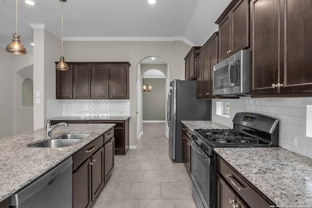 10423 Monicas Creek, Schertz, TX 78154