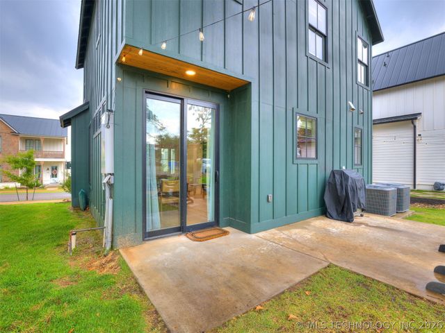 45 Ramble Along Road, Carlton Landing, OK 74432