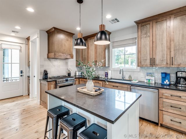 45 Ramble Along Road, Carlton Landing, OK 74432