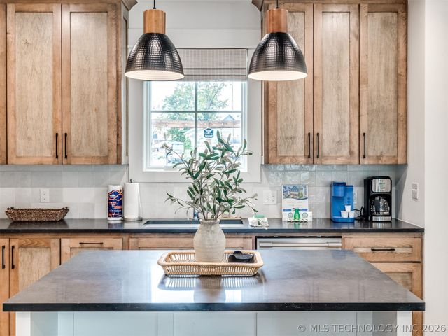 45 Ramble Along Road, Carlton Landing, OK 74432