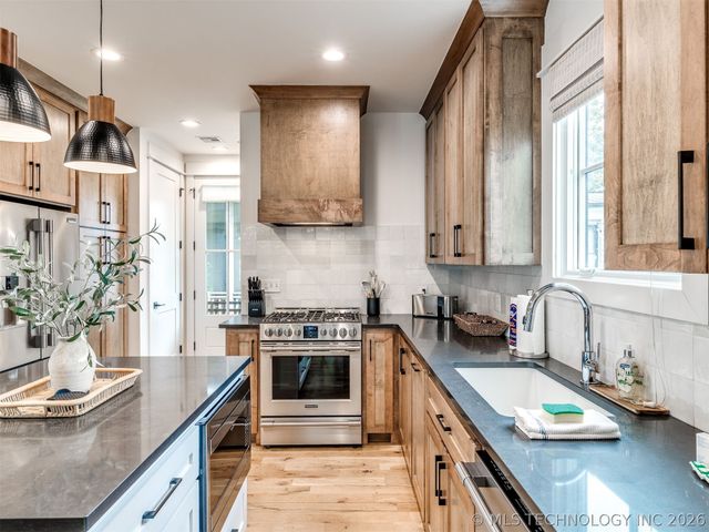 45 Ramble Along Road, Carlton Landing, OK 74432