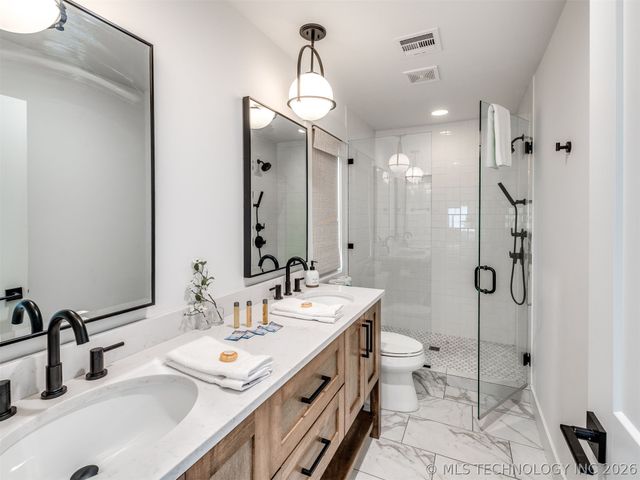 45 Ramble Along Road, Carlton Landing, OK 74432