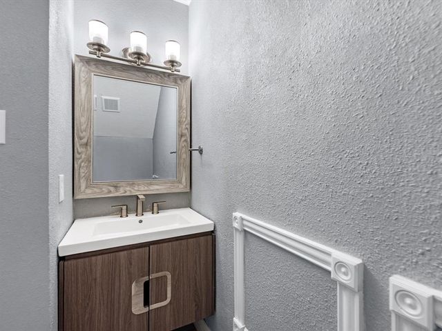 2021 Spenwick Drive 811, Houston, TX 77055