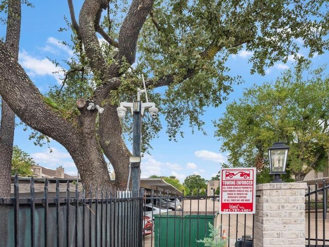 2021 Spenwick Drive 811, Houston, TX 77055