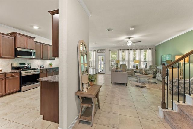 315 Cadela Drive, Montgomery, TX 77316