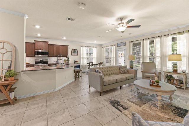 315 Cadela Drive, Montgomery, TX 77316