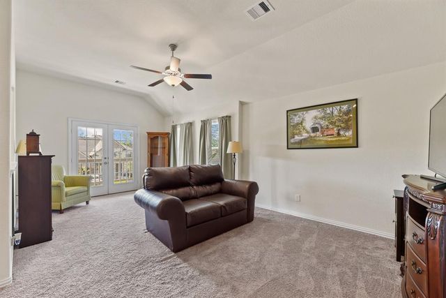 315 Cadela Drive, Montgomery, TX 77316