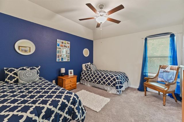 315 Cadela Drive, Montgomery, TX 77316