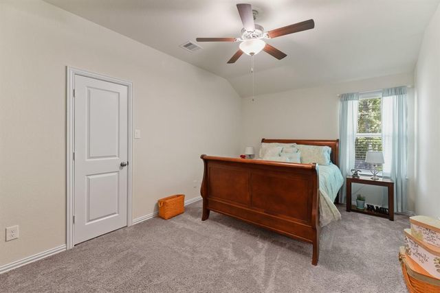 315 Cadela Drive, Montgomery, TX 77316