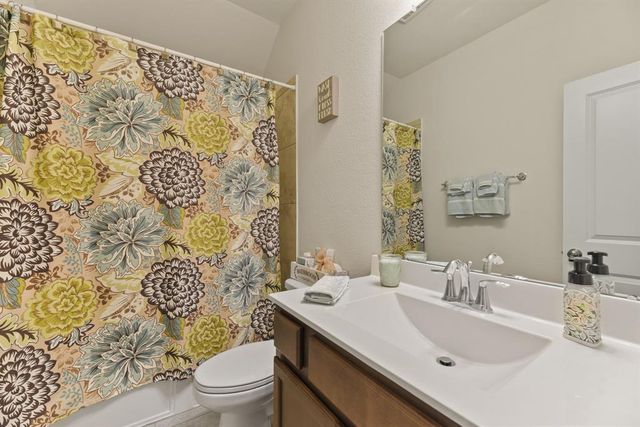 315 Cadela Drive, Montgomery, TX 77316