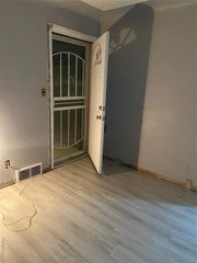 15720 Southfield Road, Detroit, MI 48223