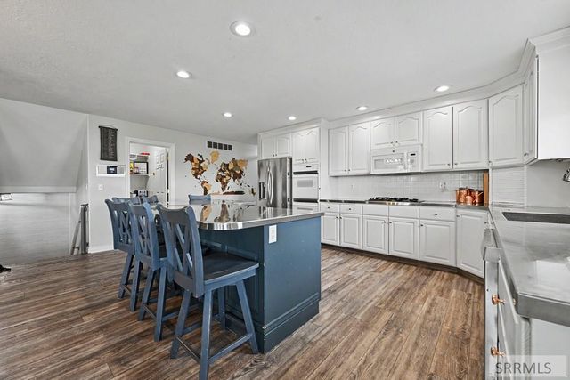 2868 W 97th S, Idaho Falls, ID 83402
