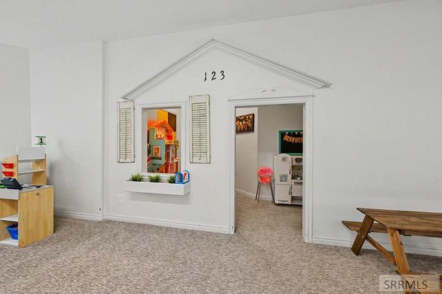 2868 W 97th S, Idaho Falls, ID 83402
