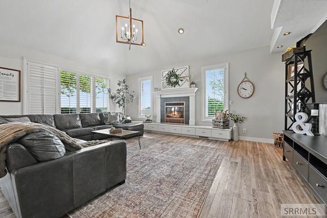 2868 W 97th S, Idaho Falls, ID 83402