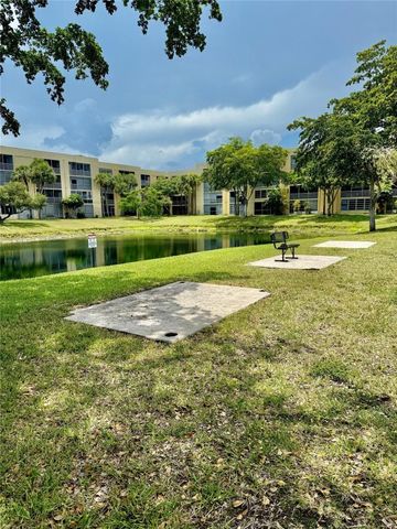 3161 NW 47 105, Lauderhill, FL 33319