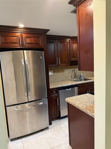 3161 NW 47 105, Lauderhill, FL 33319