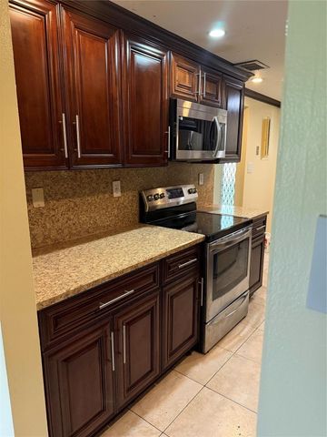 3161 NW 47 105, Lauderhill, FL 33319