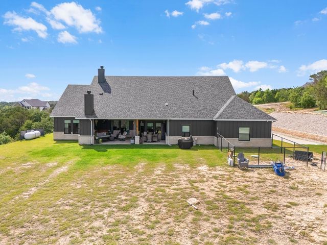 1059 Sweeney Way, Weatherford, TX 76087