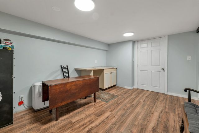 14 Squamscott Road, Stratham, NH 03885