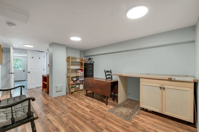 14 Squamscott Road, Stratham, NH 03885