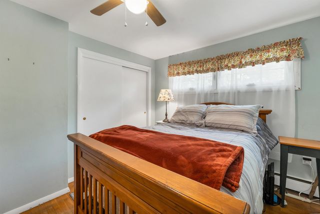 14 Squamscott Road, Stratham, NH 03885