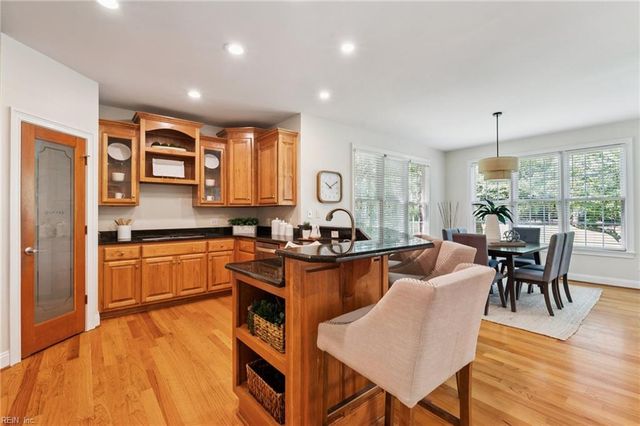 6109 Walkers Ferry LN, Suffolk, VA 23435