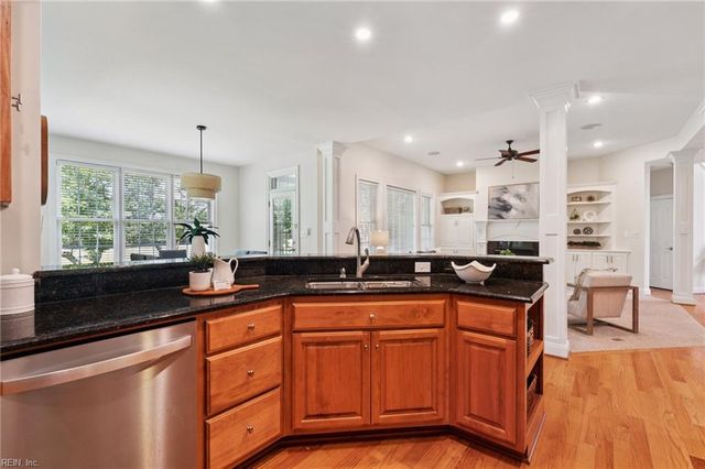 6109 Walkers Ferry LN, Suffolk, VA 23435