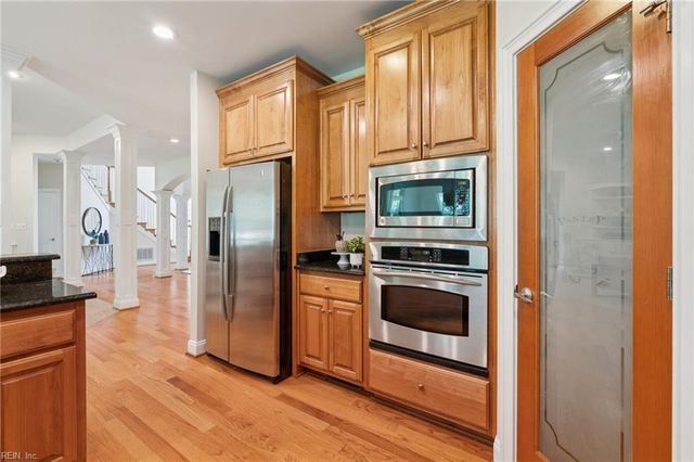 6109 Walkers Ferry LN, Suffolk, VA 23435