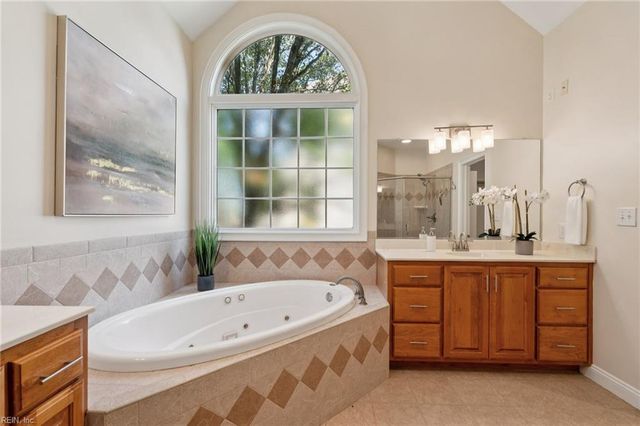 6109 Walkers Ferry LN, Suffolk, VA 23435