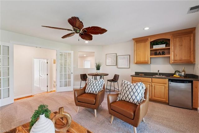 6109 Walkers Ferry LN, Suffolk, VA 23435