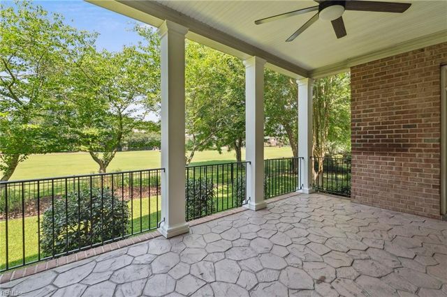 6109 Walkers Ferry LN, Suffolk, VA 23435