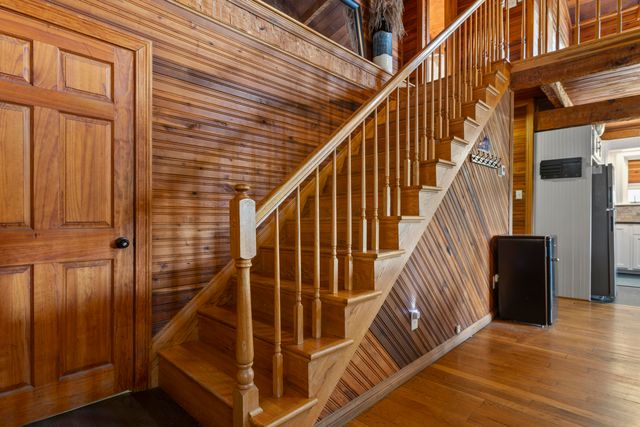 296 Manor House Road, Campton, KY 41301