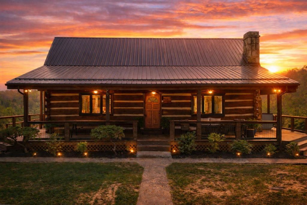 296 Manor House Road, Campton, KY 41301