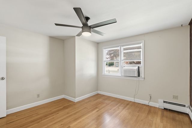 89 Bunker Hill Ave, Lowell, MA 01850