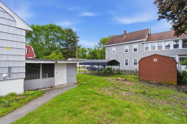 89 Bunker Hill Ave, Lowell, MA 01850